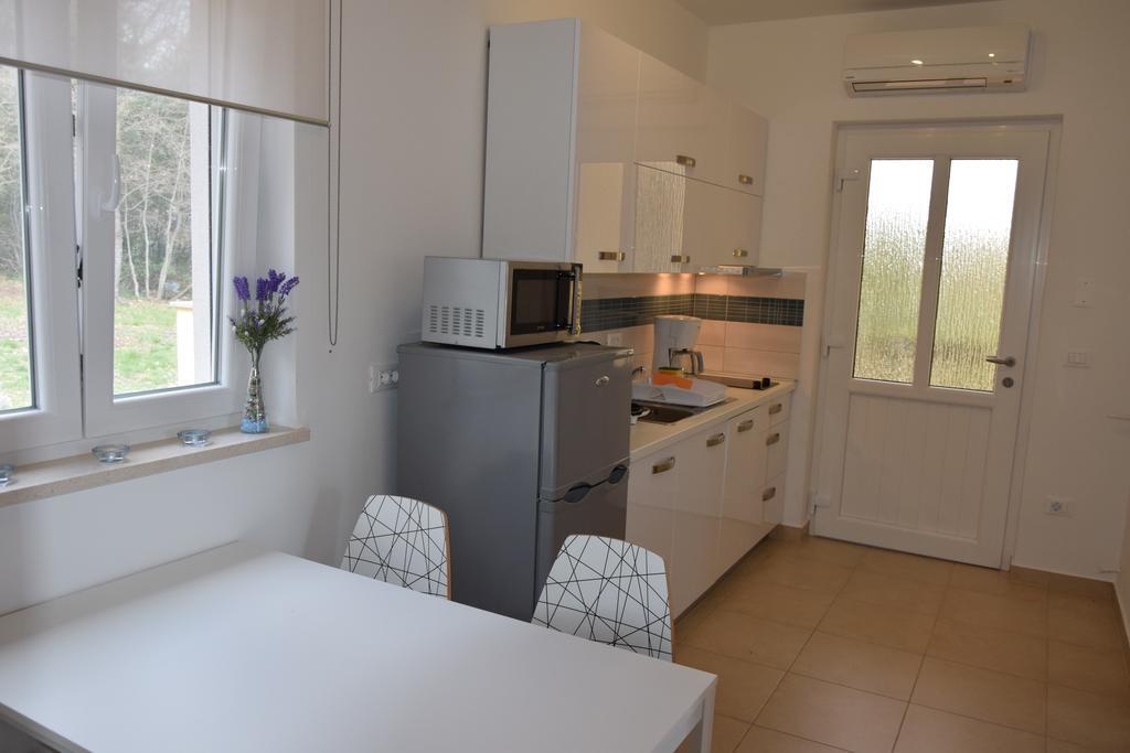 Apartments Sandra Brseč Eksteriør billede